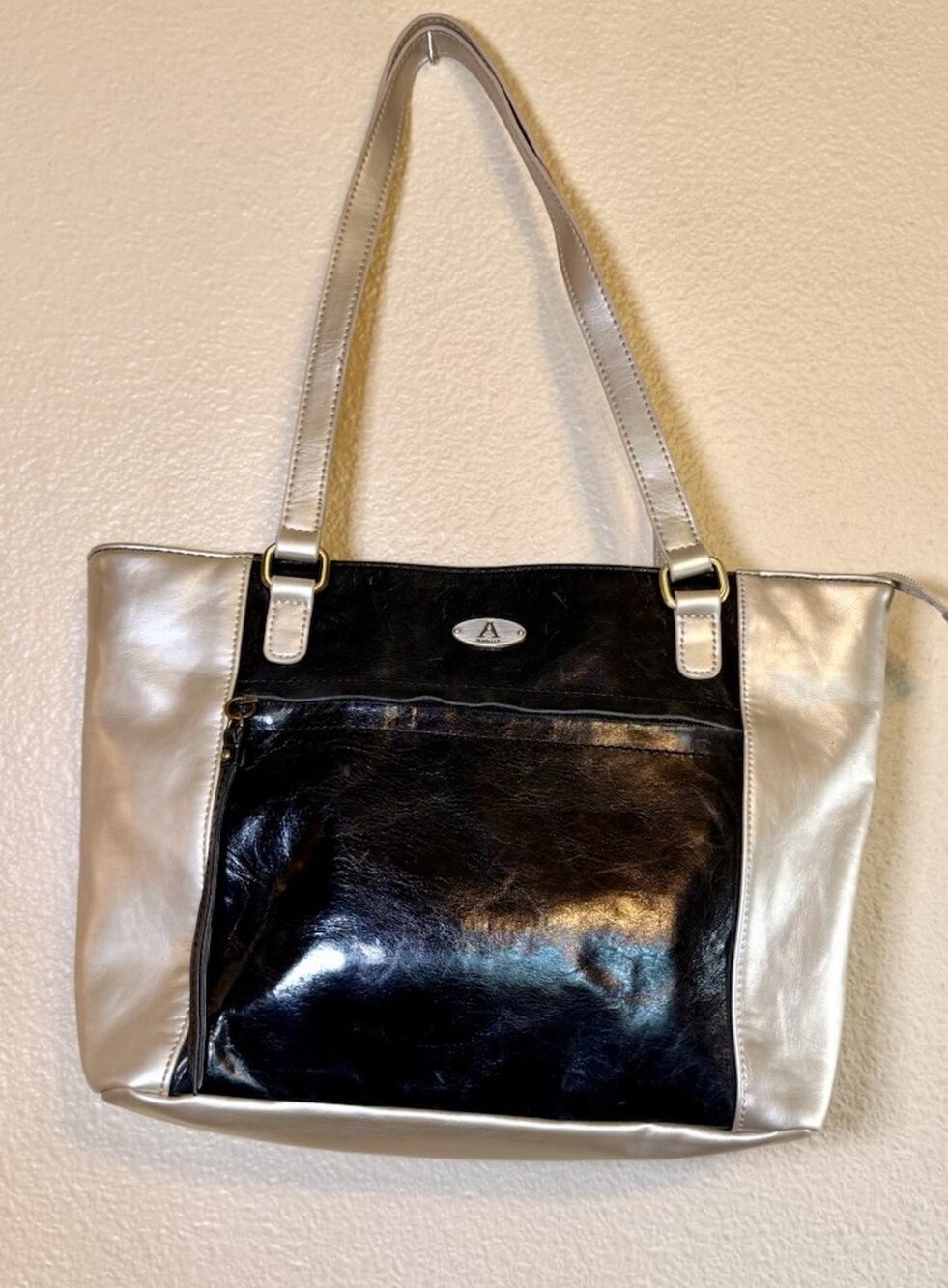 Aurielle Purse Tote Black Silver Leather Two Straps Zipper Business City Handbag